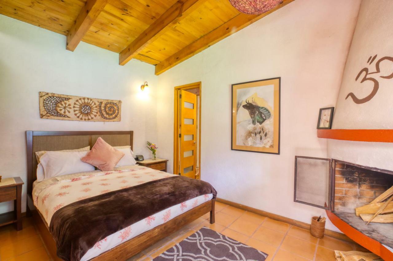 La Joya Del Viento Bed and Breakfast Valle de Bravo Exteriör bild